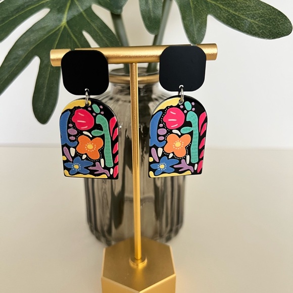 Art Nouveau Floral Drop Earrings -Artsy Dangle Earrings -Flower Pattern Earrings - Picture 14 of 16